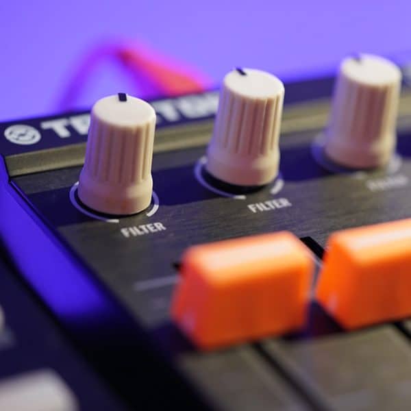 Native Instruments Traktor Kontrol F1 - Image 4